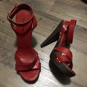 BEBE ‘Tina’ Platform Heel